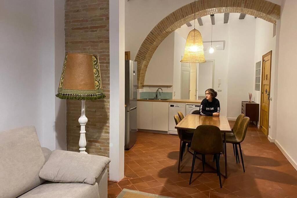 Casa Moner Loft Edifici Historic Centre Medieval De Castello Кастальйо-д'Ампуріас Екстер'єр фото